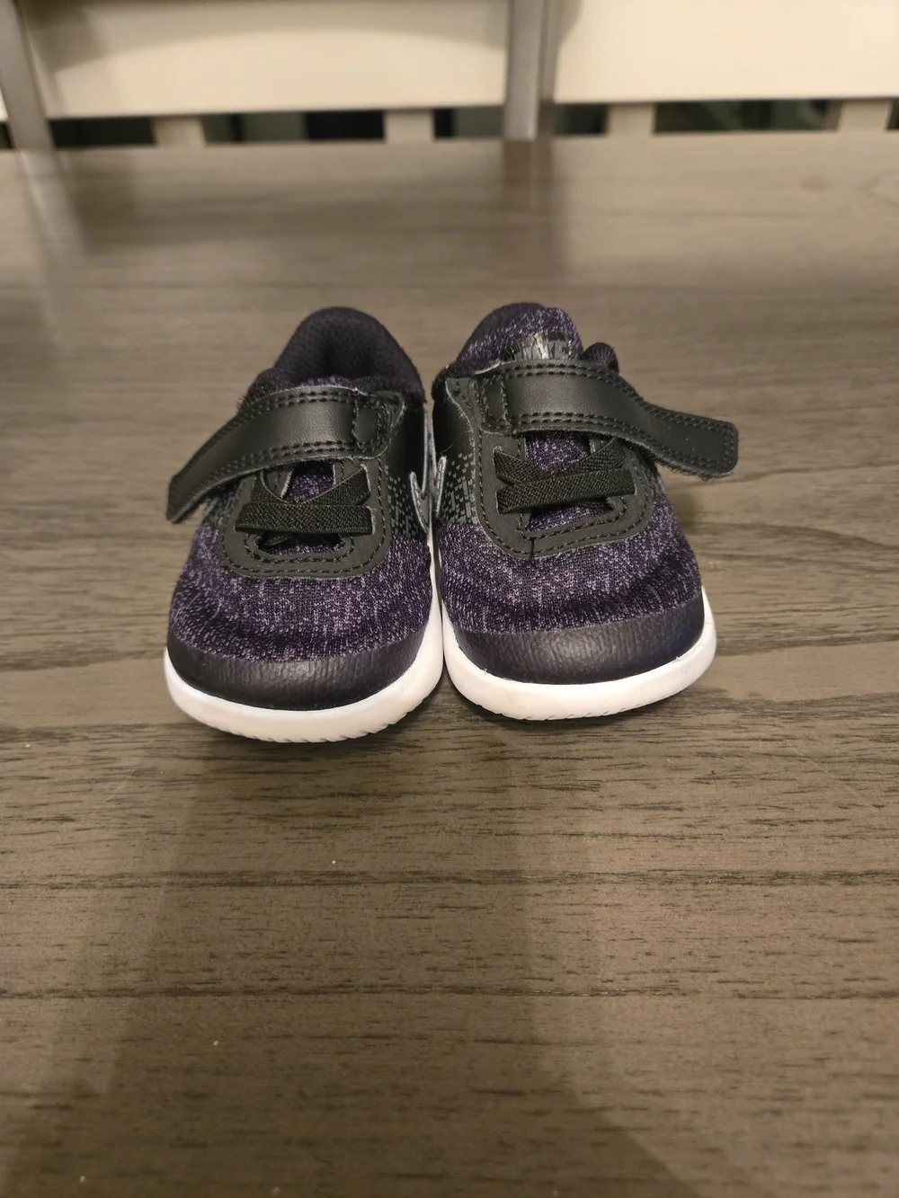 Nike Kids Sneakers in Black with White Sole